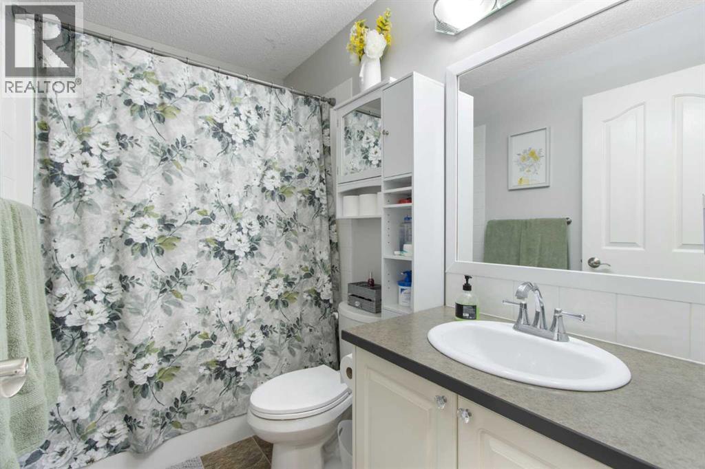 206 Mt Aberdeen Manor Se, Calgary, Alberta  T2Z 3N8 - Photo 15 - A2279967