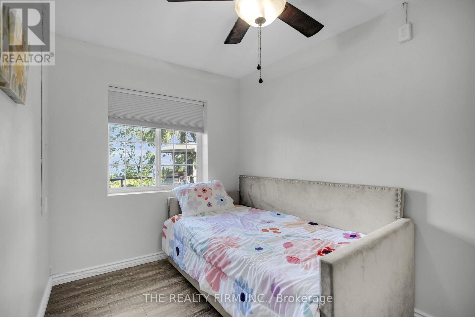 3692 Beverly Glen, Plympton-Wyoming, Ontario  N0N 1E0 - Photo 13 - X12852306