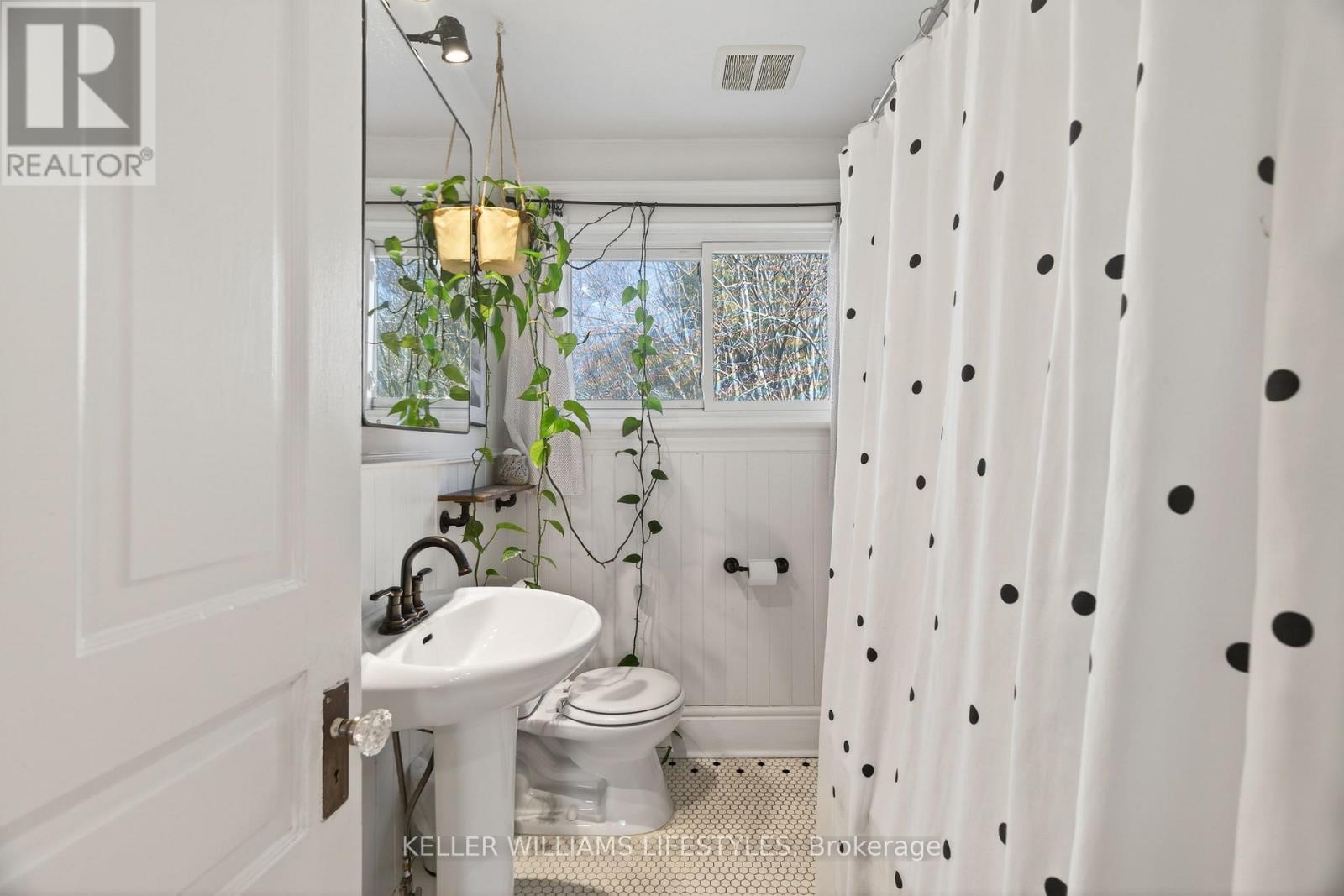 882 1/2 William Street, London East, Ontario  N5Y 2S3 - Photo 24 - X12852324