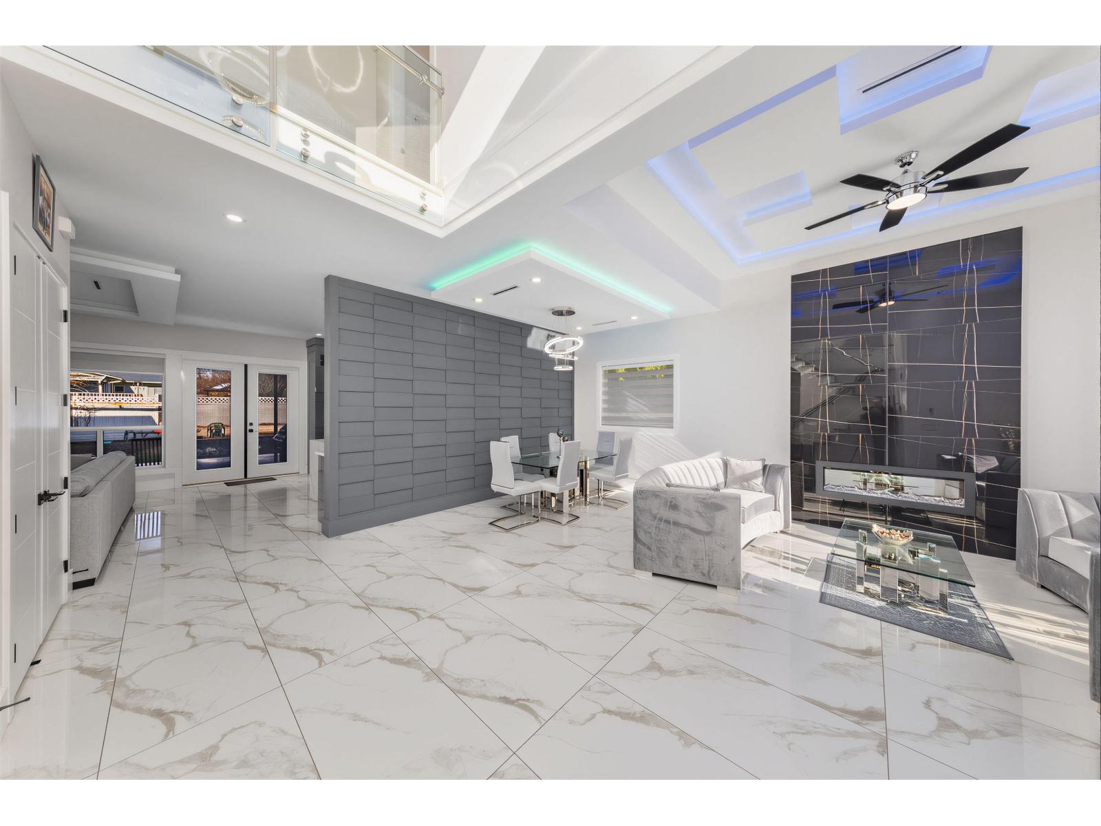 17875 59a Avenue, Surrey, British Columbia  V3S 1R2 - Photo 7 - R3095117