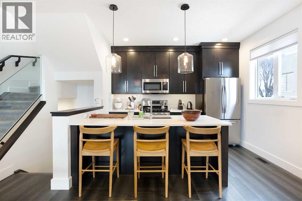 2, 2816 34 Street Sw, Calgary, Alberta  T3E 2W9 - Photo 5 - A2289682