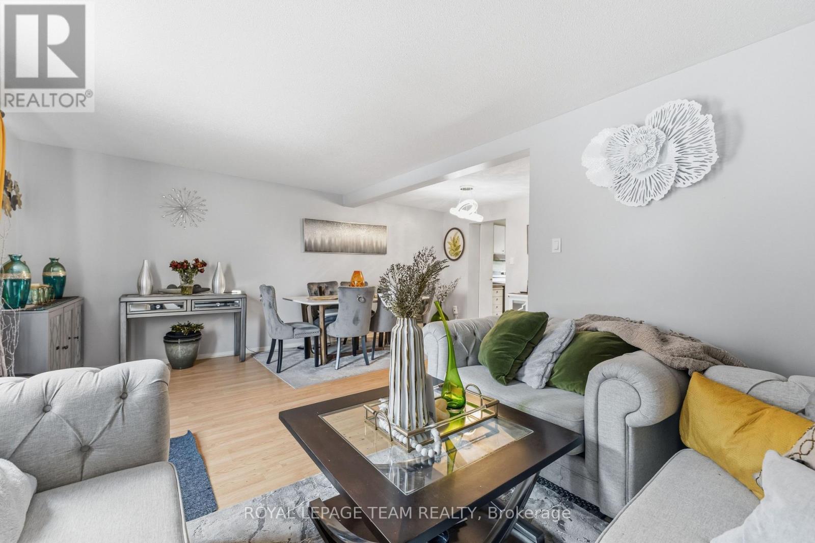 22 - 2053 Stonehenge Crescent, Ottawa, Ontario  K1B 4N7 - Photo 15 - X12852208