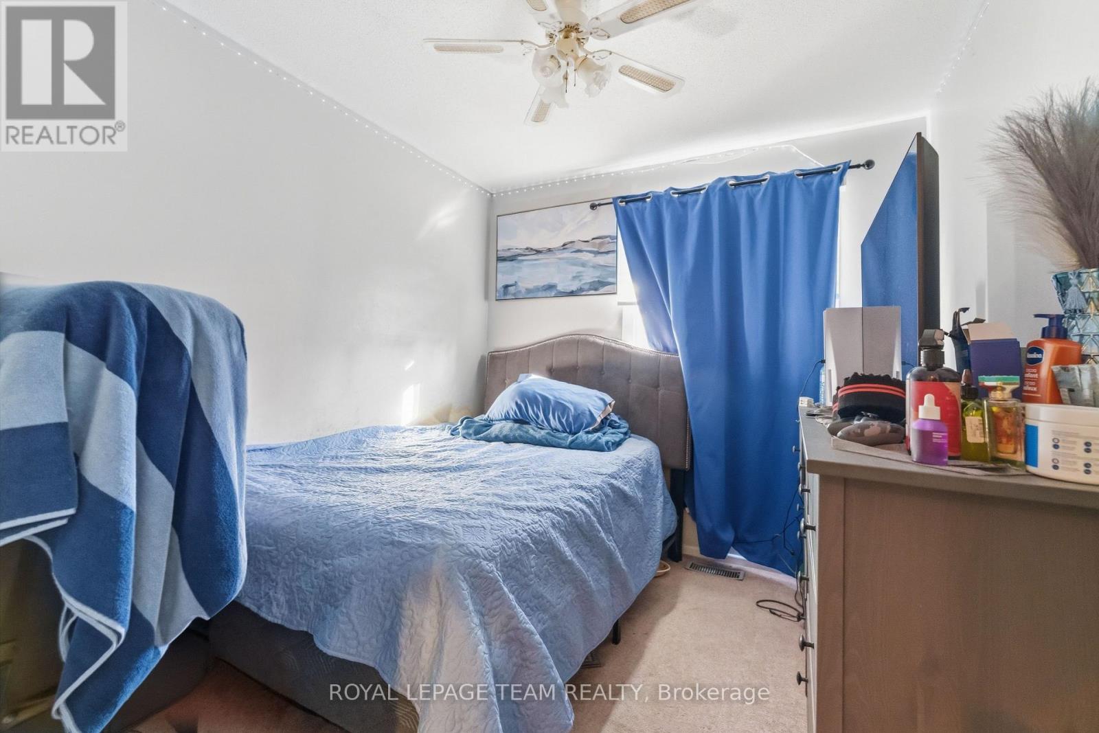 22 - 2053 Stonehenge Crescent, Ottawa, Ontario  K1B 4N7 - Photo 16 - X12852208