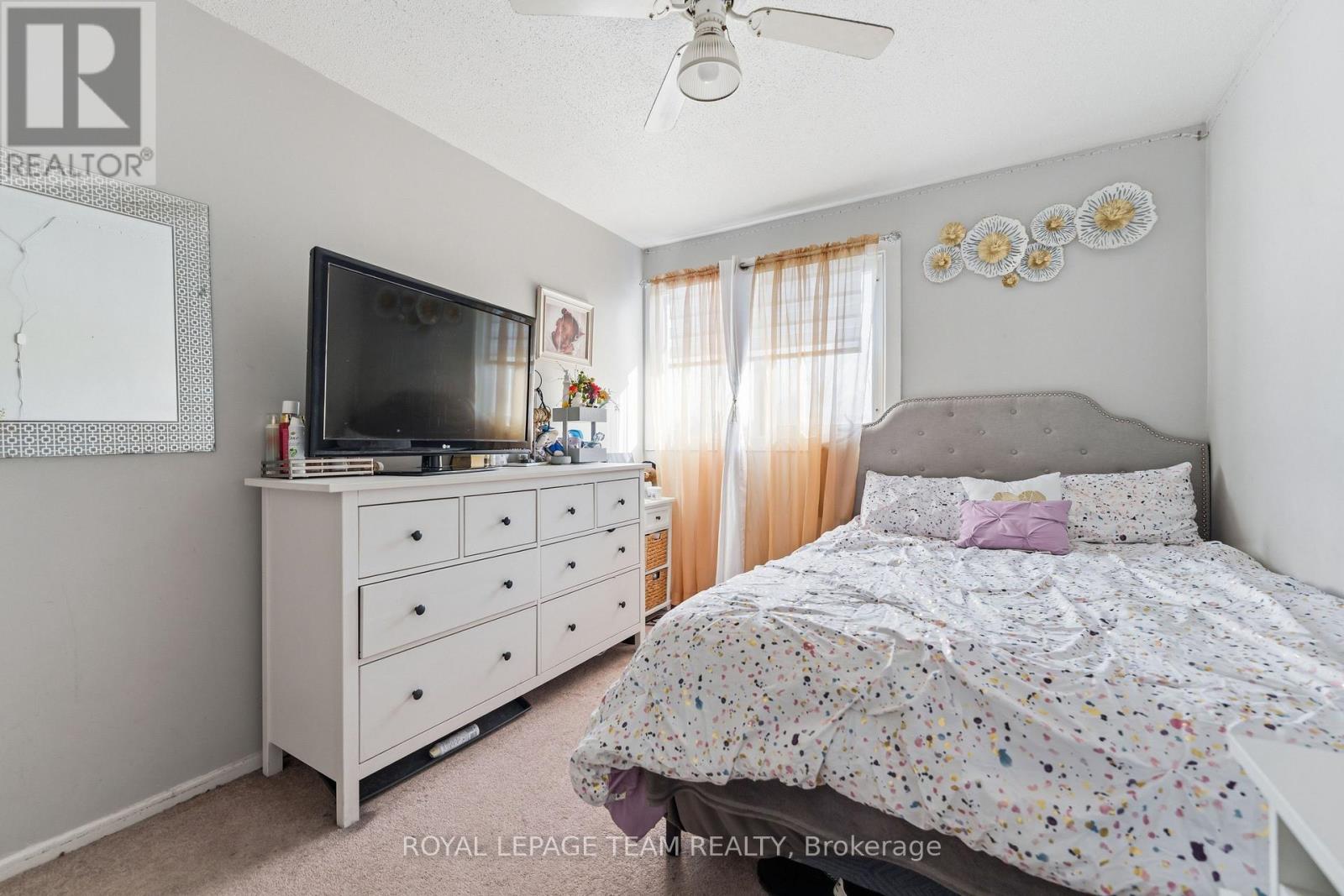 22 - 2053 Stonehenge Crescent, Ottawa, Ontario  K1B 4N7 - Photo 19 - X12852208