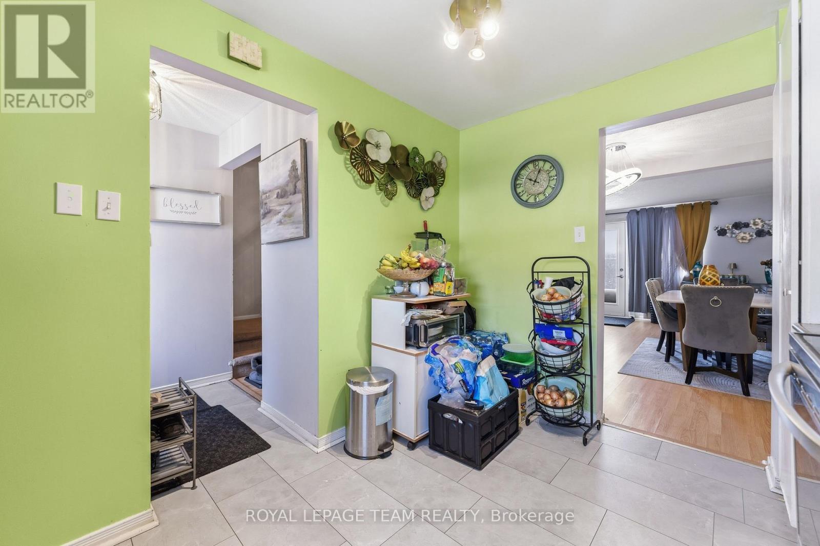 22 - 2053 Stonehenge Crescent, Ottawa, Ontario  K1B 4N7 - Photo 9 - X12852208