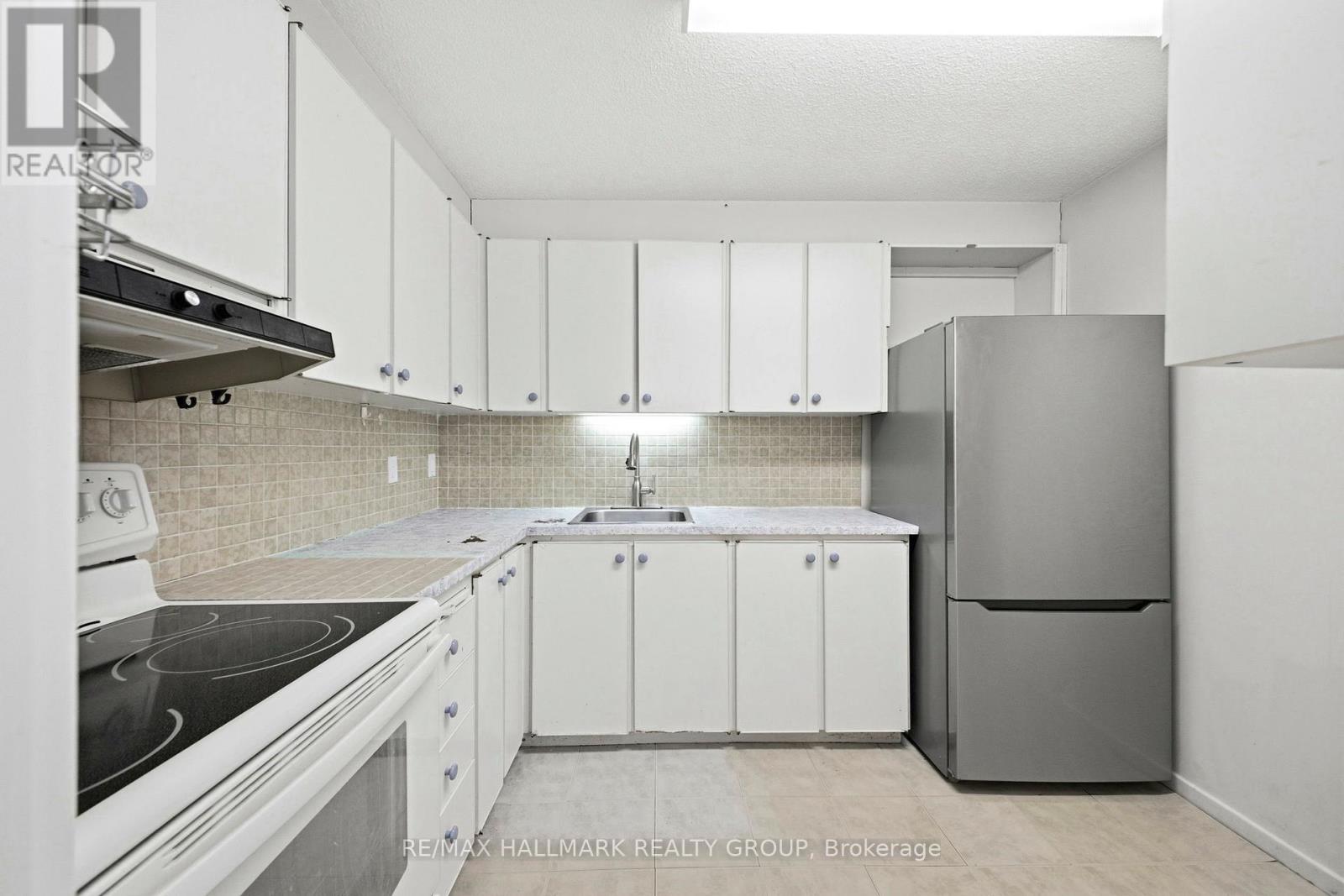 315 - 1100 Ambleside Drive, Ottawa, Ontario  K2B 8G6 - Photo 14 - X12852220