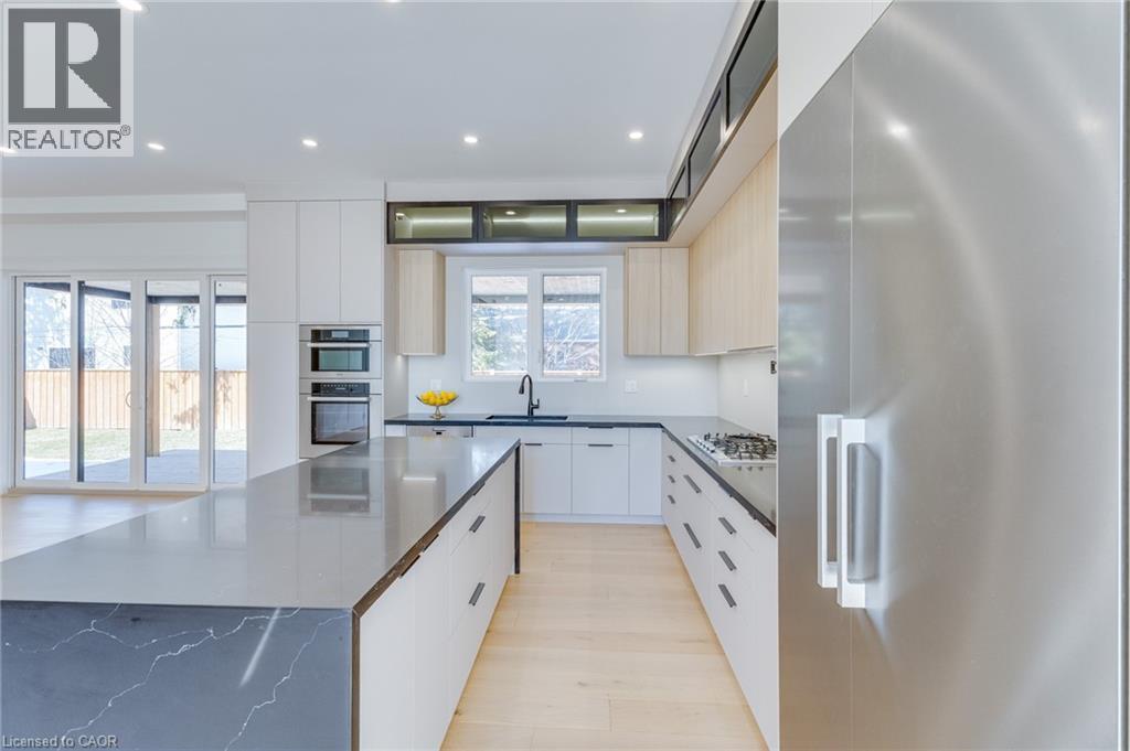 61 Floresta Court, Ancaster, Ontario  L9G 1R6 - Photo 15 - 40809587