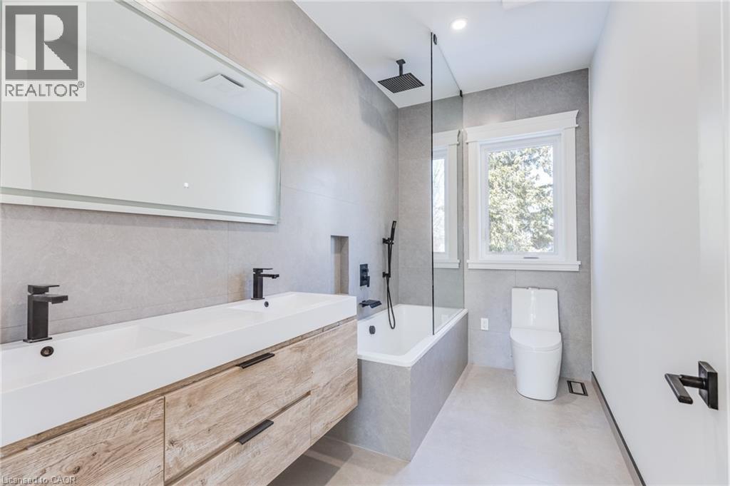 61 Floresta Court, Ancaster, Ontario  L9G 1R6 - Photo 37 - 40809587