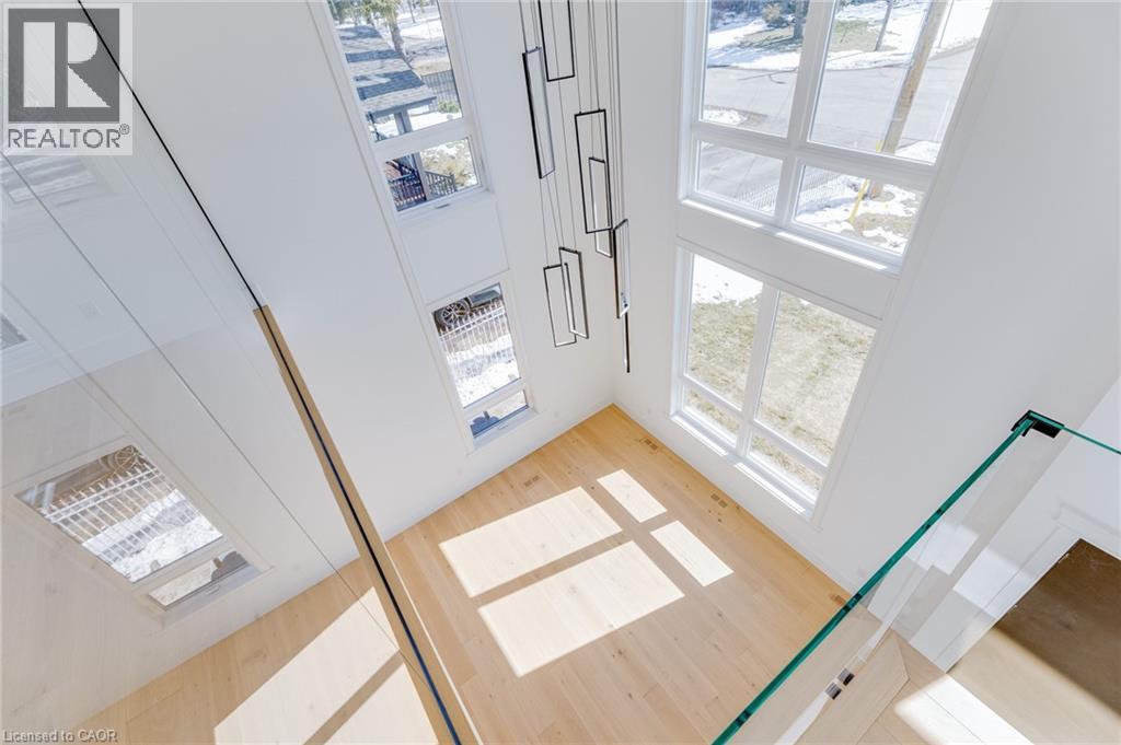 61 Floresta Court, Ancaster, Ontario  L9G 1R6 - Photo 6 - 40809587