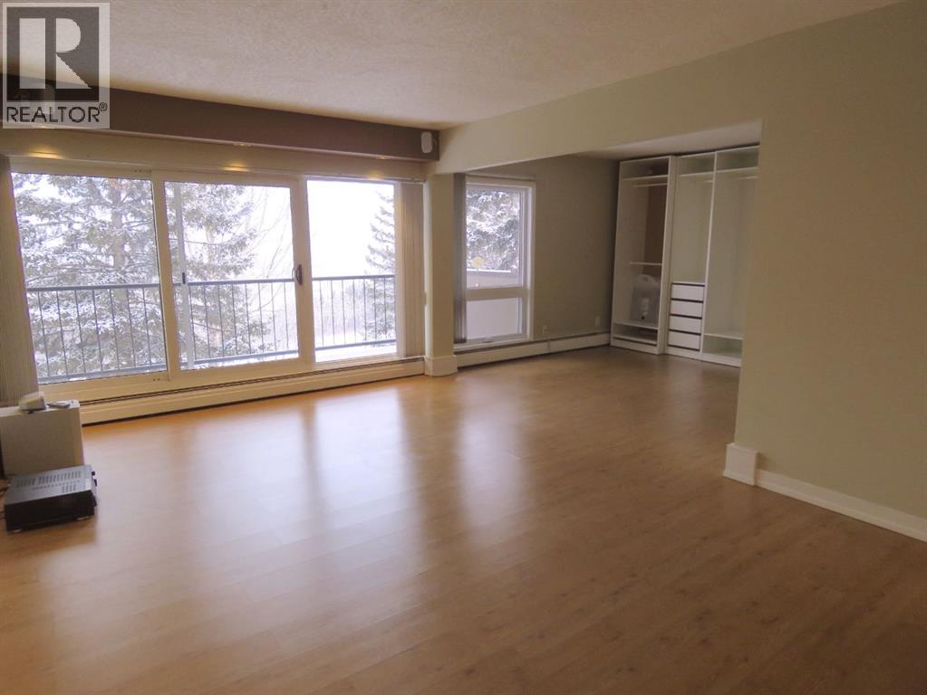 204, 328 Cedar Crescent Sw, Calgary, Alberta  T3C 2Y8 - Photo 9 - A2280165