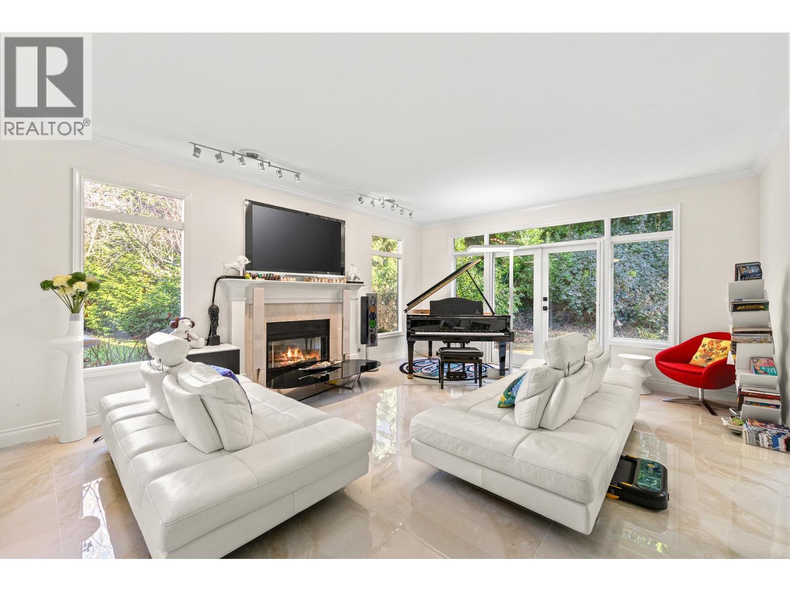 8208 Tugboat Place, Vancouver, British Columbia  V6P 6P8 - Photo 4 - R3096621