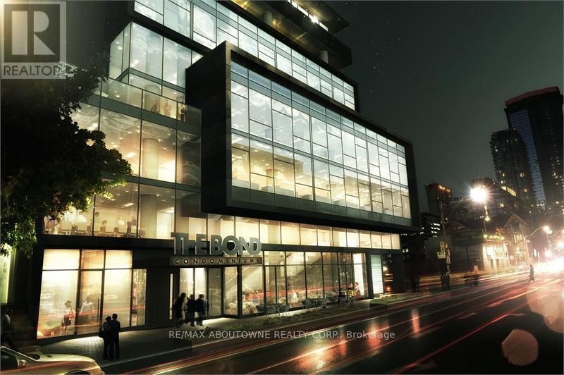 802 - 290 ADELAIDE STREET W, Toronto, Ontario