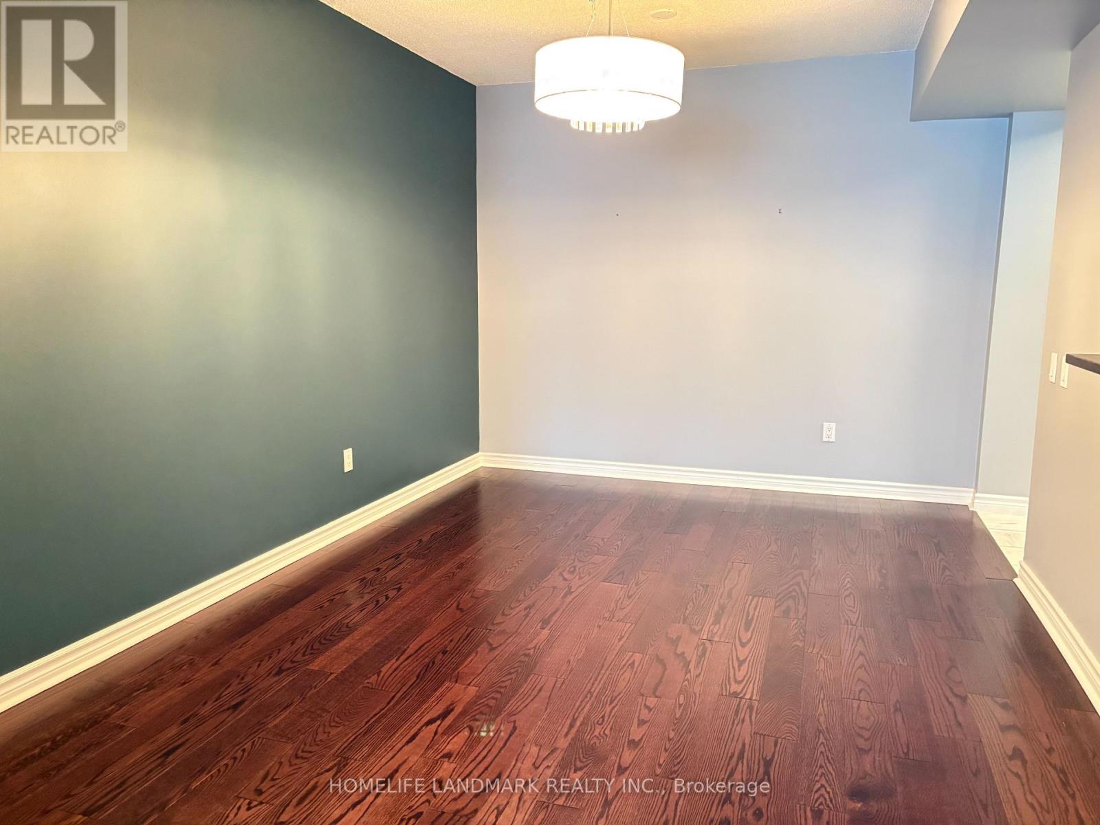 1002 - 71 Simcoe Street, Toronto, Ontario  M5J 2S9 - Photo 8 - C12852226