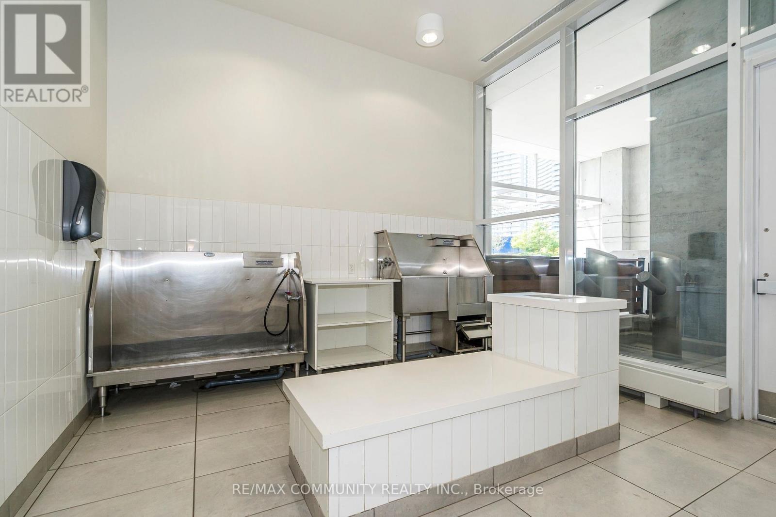 611 - 29 Singer Court, Toronto, Ontario  M2K 0B3 - Photo 37 - C12852234