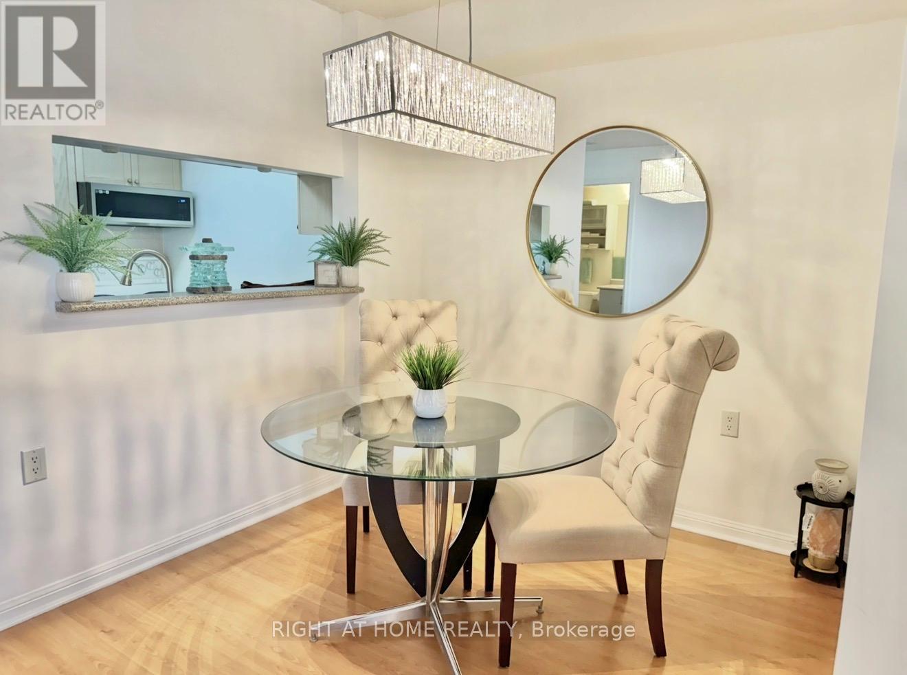 622 - 650 Lawrence Avenue W, Toronto (Englemount-Lawrence), Ontario  M6A 3E8 - Photo 6 - C12852294