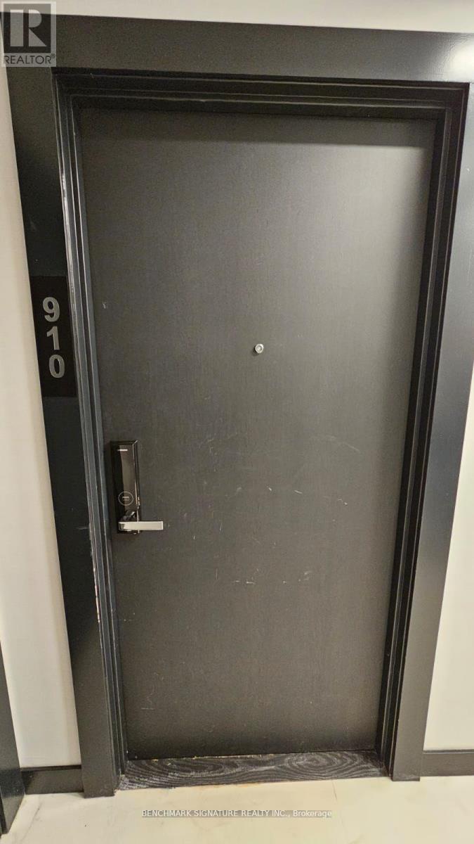 910 - 77 Shuter Street, Toronto, Ontario  M5B 0B8 - Photo 2 - C12852298