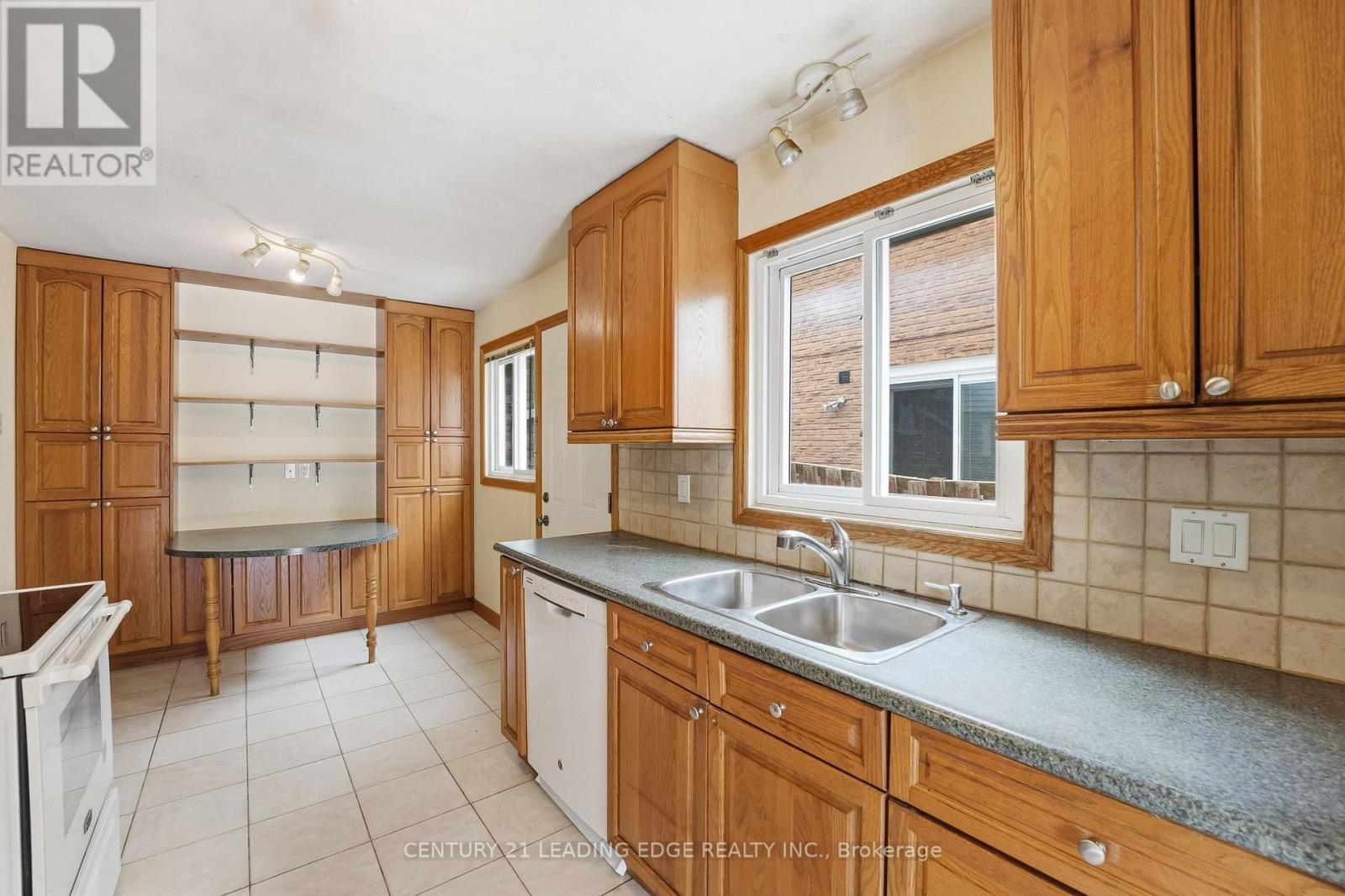 174 Braymore Boulevard, Toronto, Ontario  M1B 2G8 - Photo 18 - E12852262