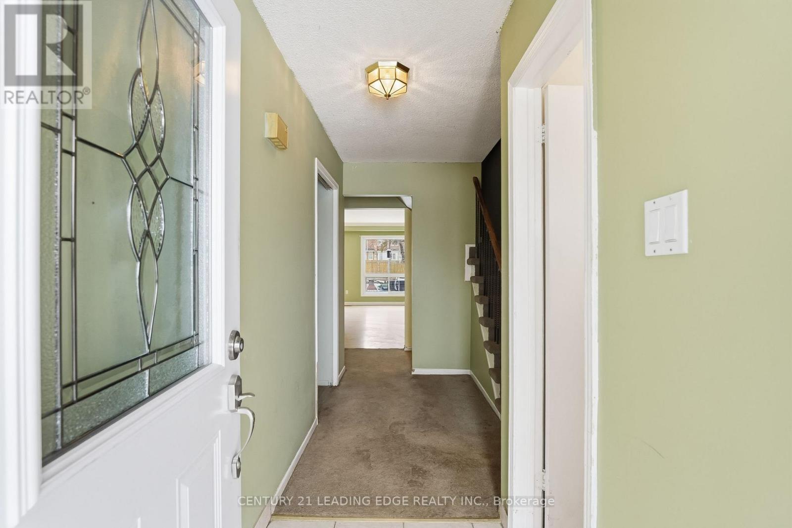 174 Braymore Boulevard, Toronto, Ontario  M1B 2G8 - Photo 5 - E12852262