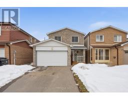 174 BRAYMORE BOULEVARD, Toronto, Ontario