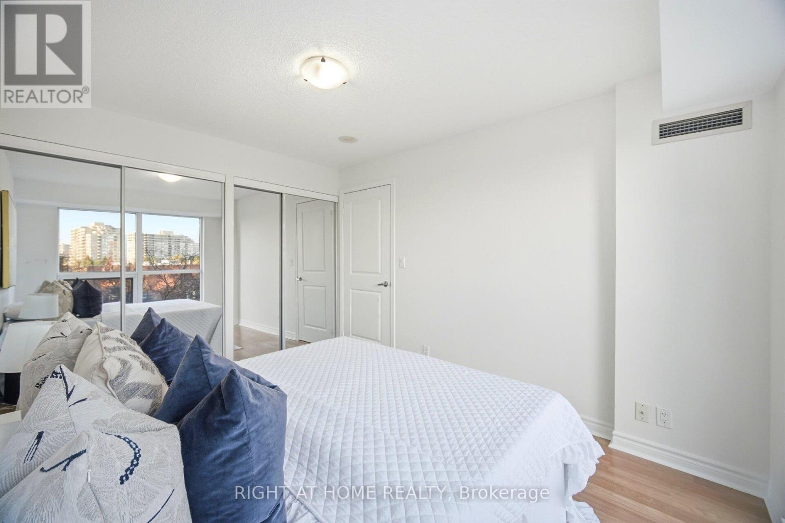 18 Harding Boulevard, Richmond Hill, Ontario  L4C 0T3 - Photo 21 - N12852256