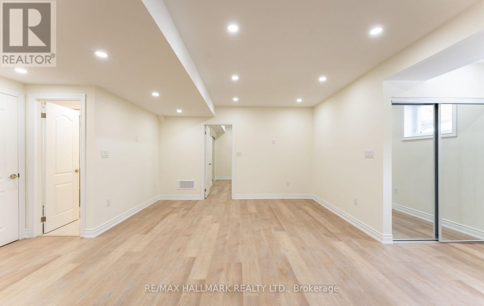 536 Highcliffe Drive, Vaughan, Ontario  L4J 8L4 - Photo 15 - N12852266