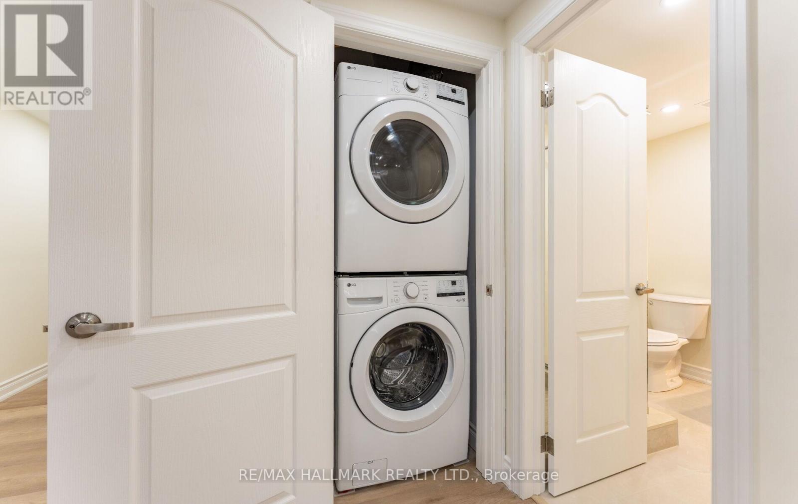 536 Highcliffe Drive, Vaughan, Ontario  L4J 8L4 - Photo 28 - N12852266