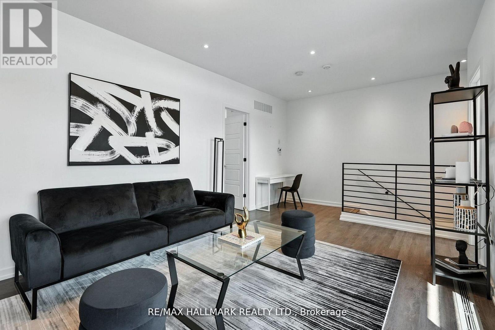 3658 Ferretti Court, Innisfil, Ontario  L9S 0N6 - Photo 33 - N12852272