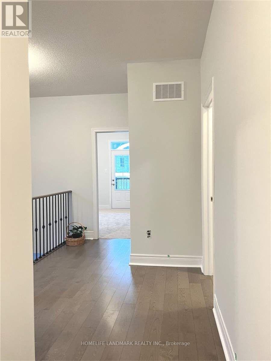 19 Yarl Drive, Markham, Ontario  L3S 0G5 - Photo 13 - N12852312