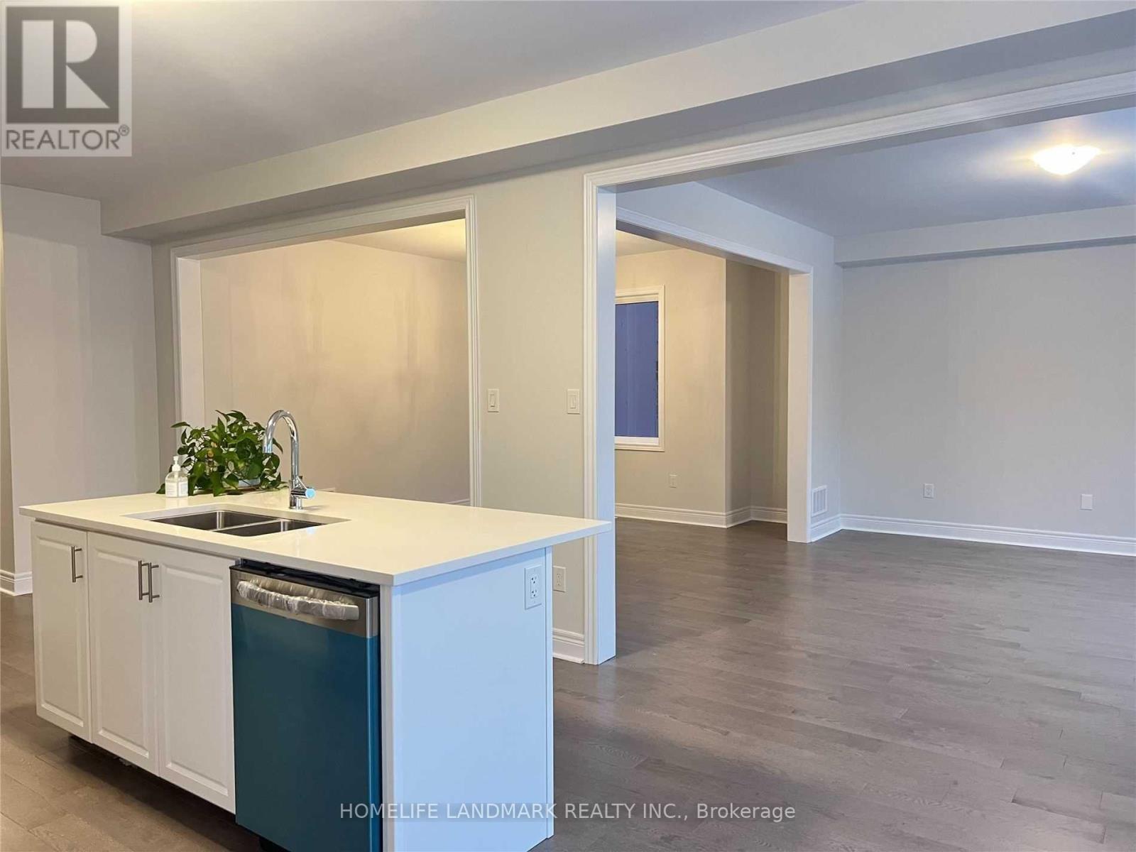 19 Yarl Drive, Markham, Ontario  L3S 0G5 - Photo 7 - N12852312