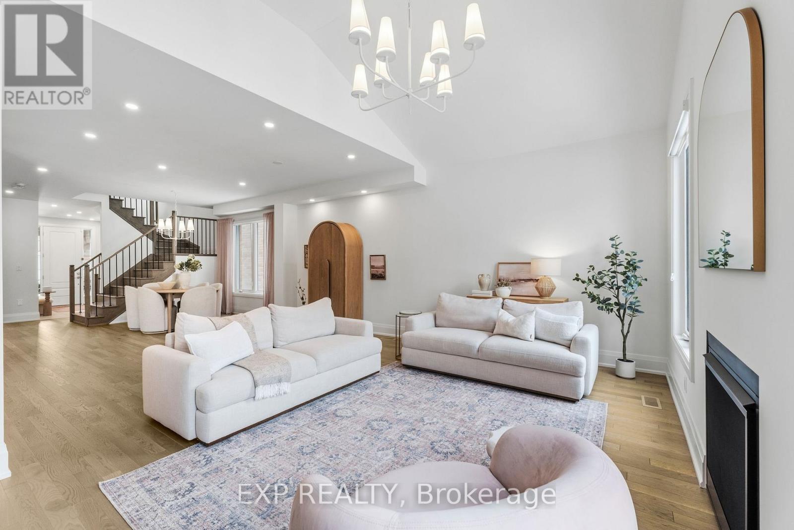 6 Byblos Court, East Gwillimbury, Ontario  L9N 0T3 - Photo 22 - N12850336