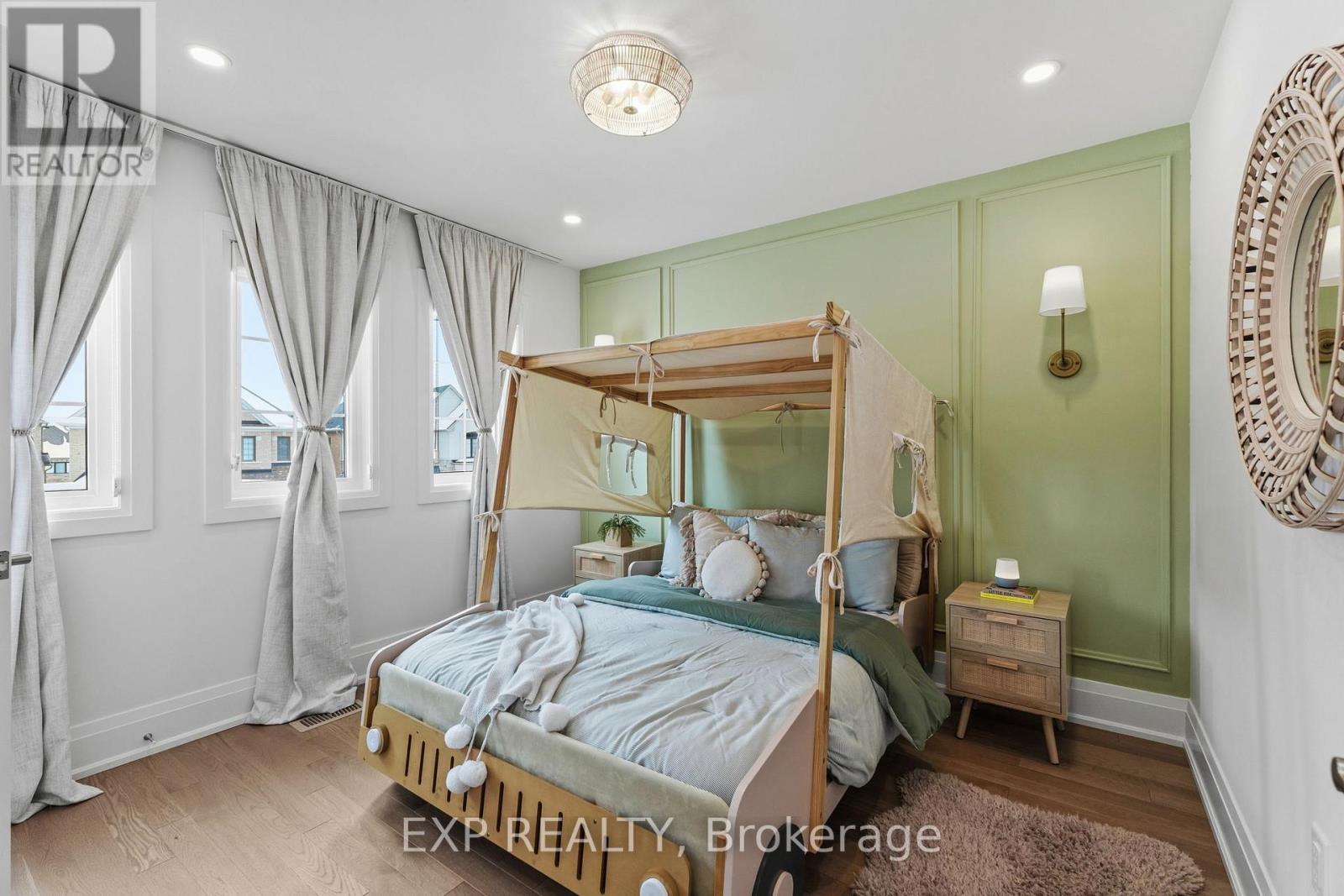 6 Byblos Court, East Gwillimbury, Ontario  L9N 0T3 - Photo 32 - N12850336