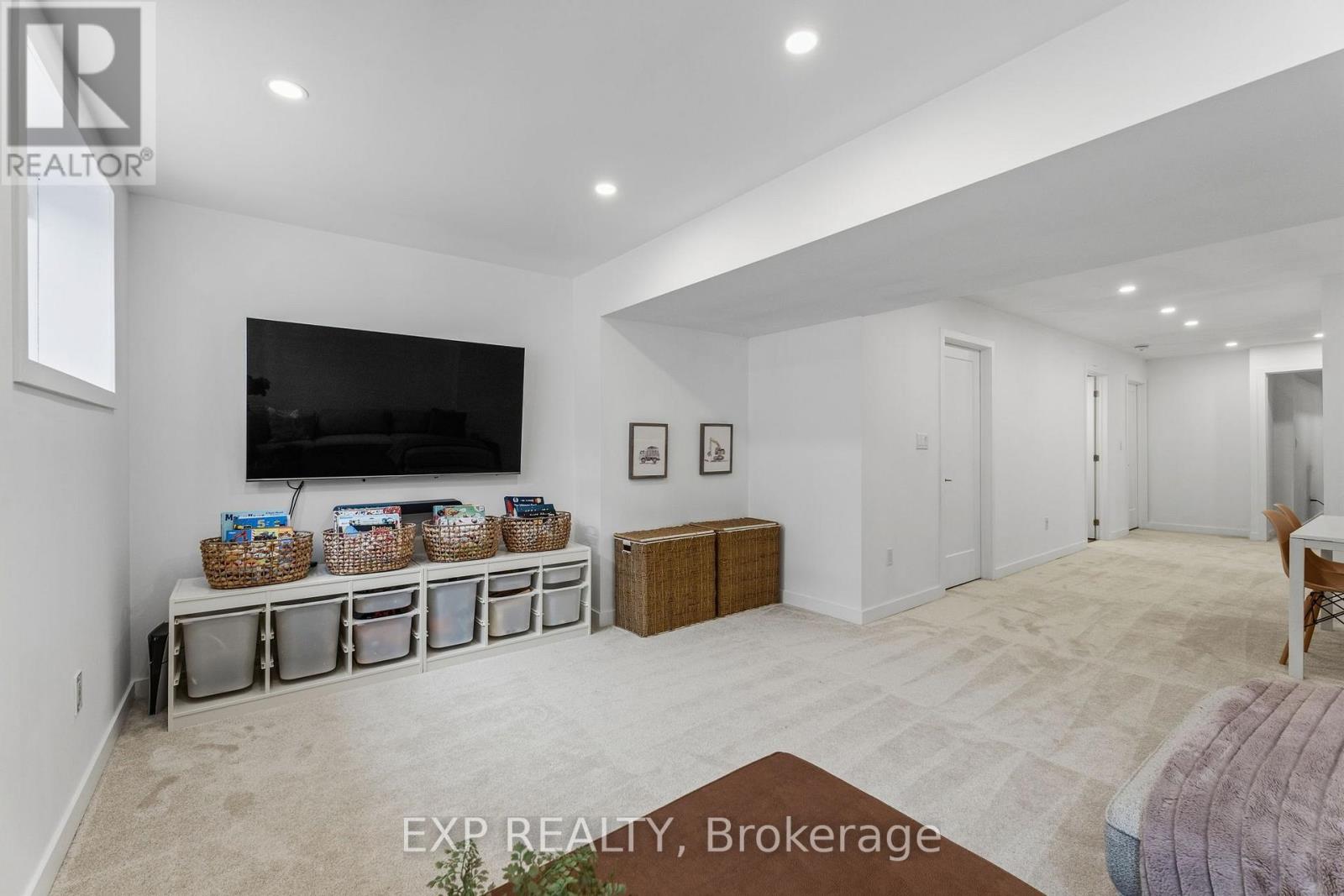 6 Byblos Court, East Gwillimbury, Ontario  L9N 0T3 - Photo 44 - N12850336