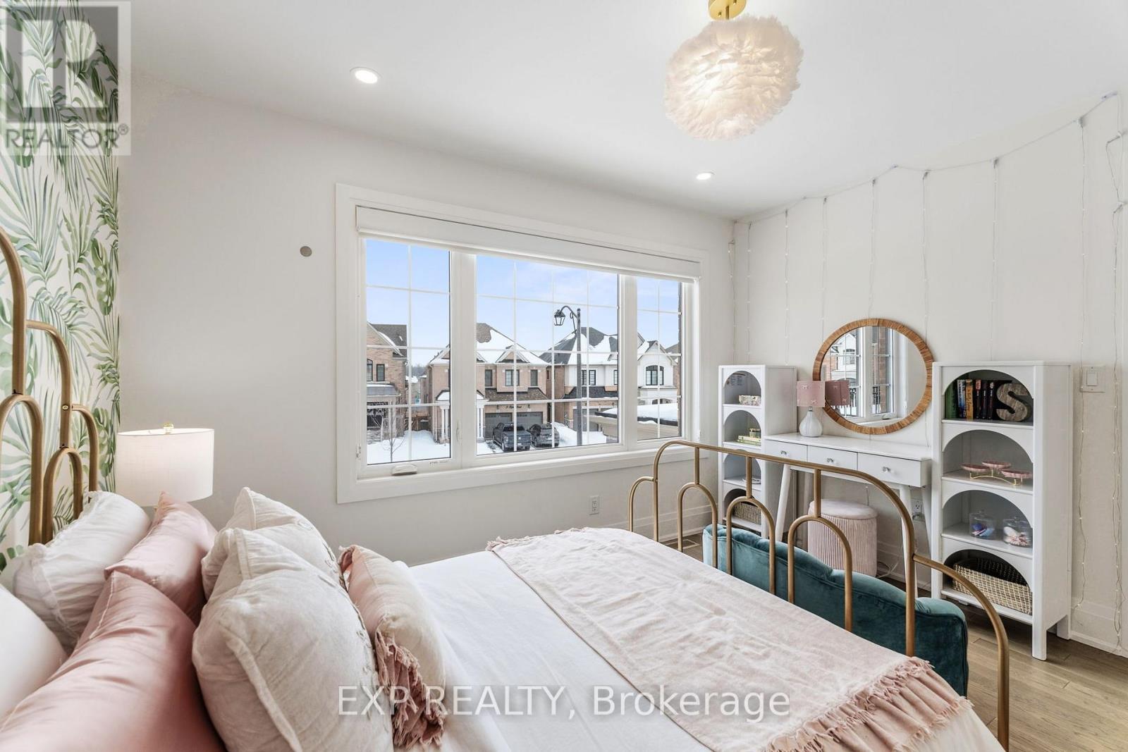 6 Byblos Court, East Gwillimbury, Ontario  L9N 0T3 - Photo 31 - N12850336