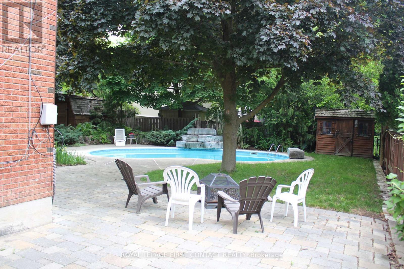 15 Rodney Street, Barrie (North Shore), Ontario  L4M 4B5 - Photo 27 - S12852248