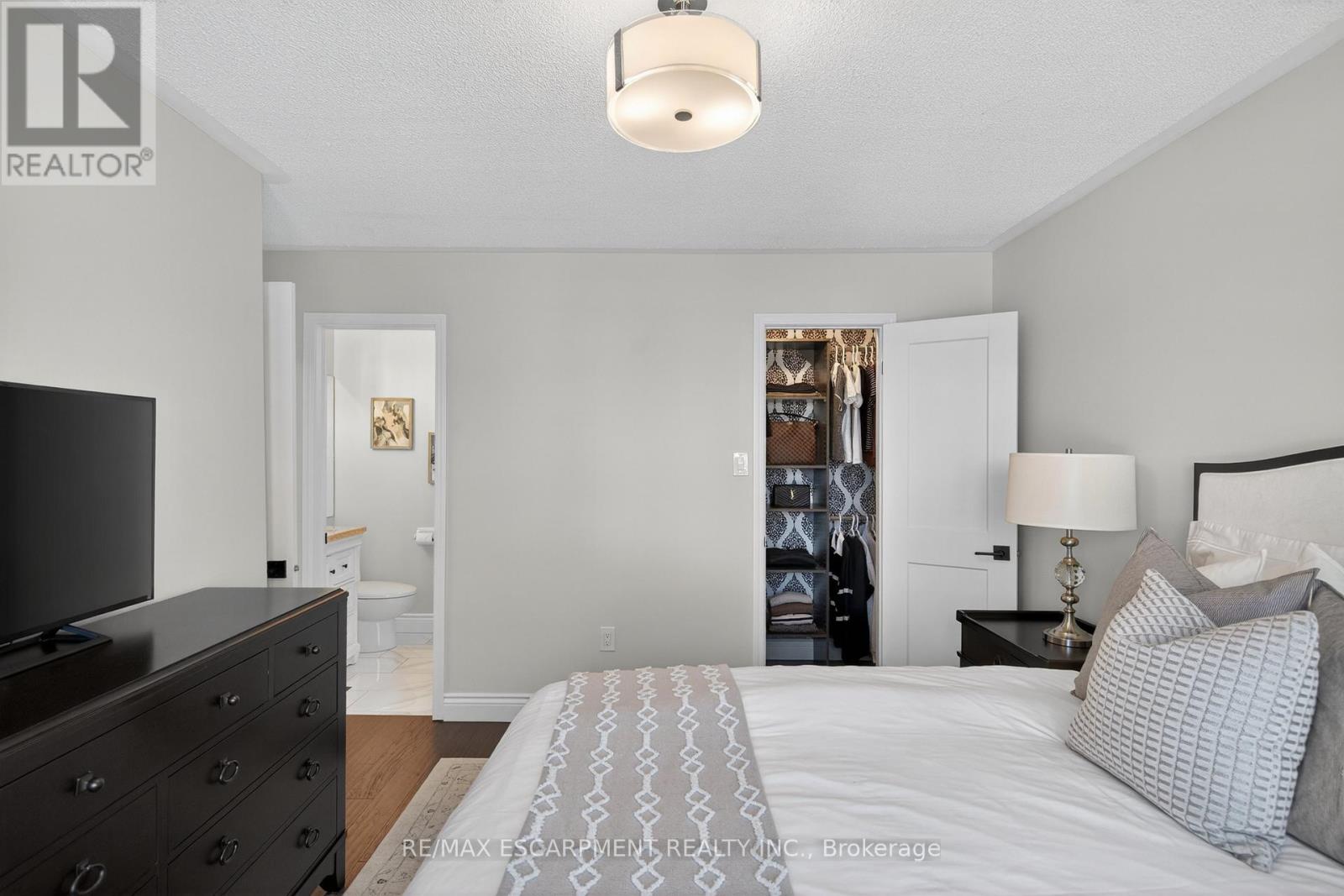 5135 Dryden Avenue, Burlington, Ontario  L7L 6L3 - Photo 12 - W12852218