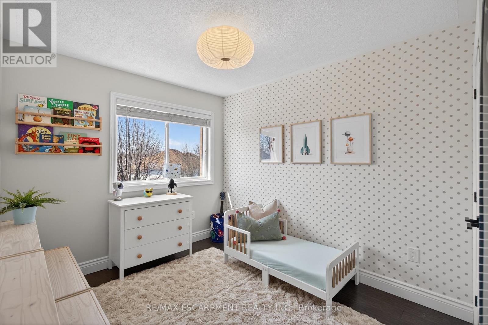 5135 Dryden Avenue, Burlington, Ontario  L7L 6L3 - Photo 16 - W12852218