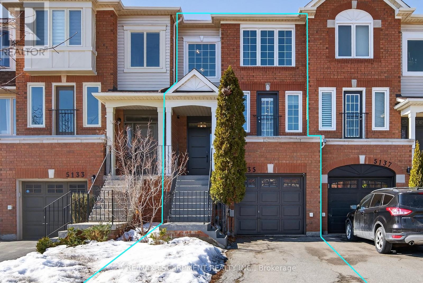 5135 Dryden Avenue, Burlington, Ontario  L7L 6L3 - Photo 2 - W12852218