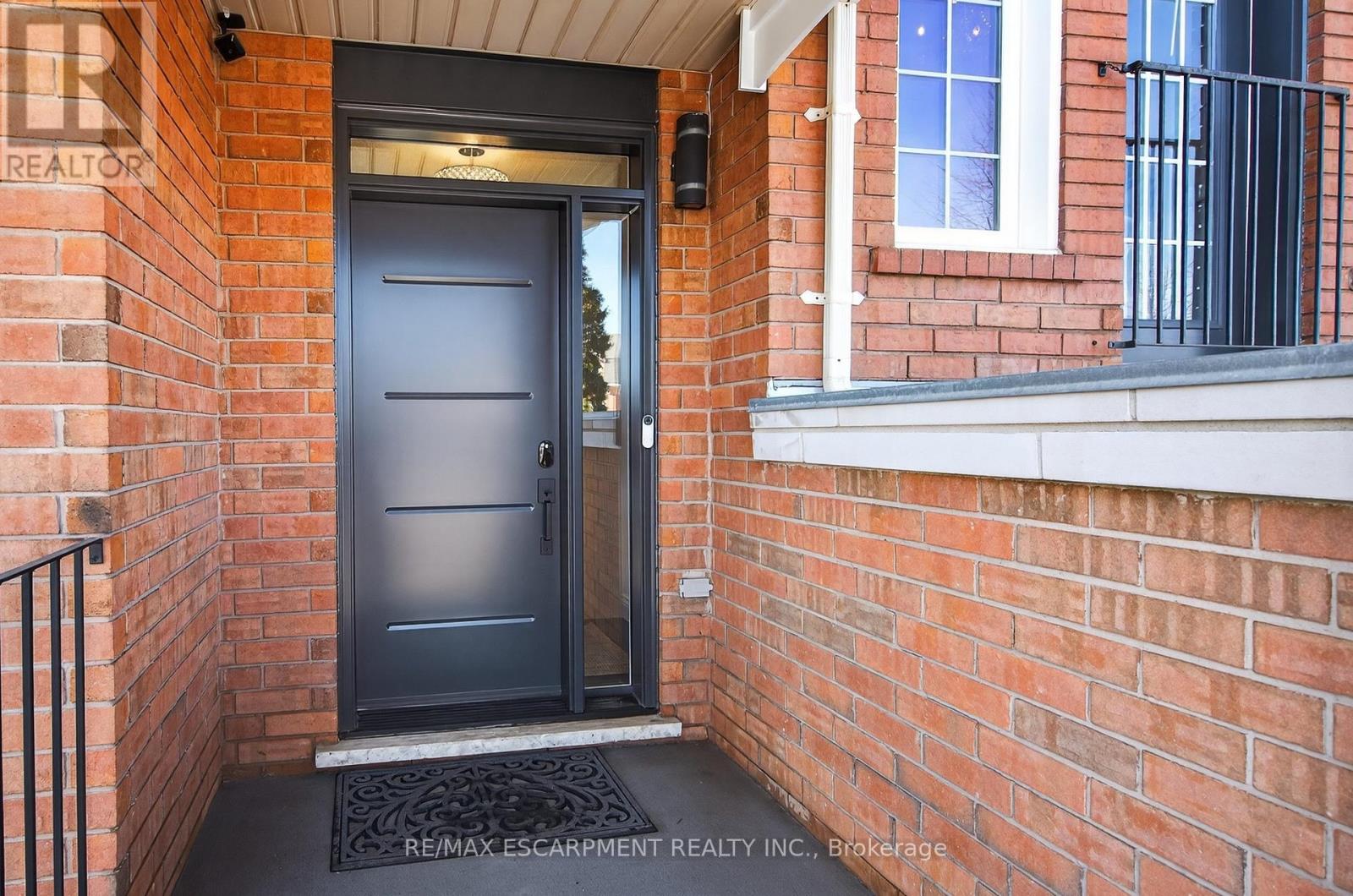 5135 Dryden Avenue, Burlington, Ontario  L7L 6L3 - Photo 3 - W12852218