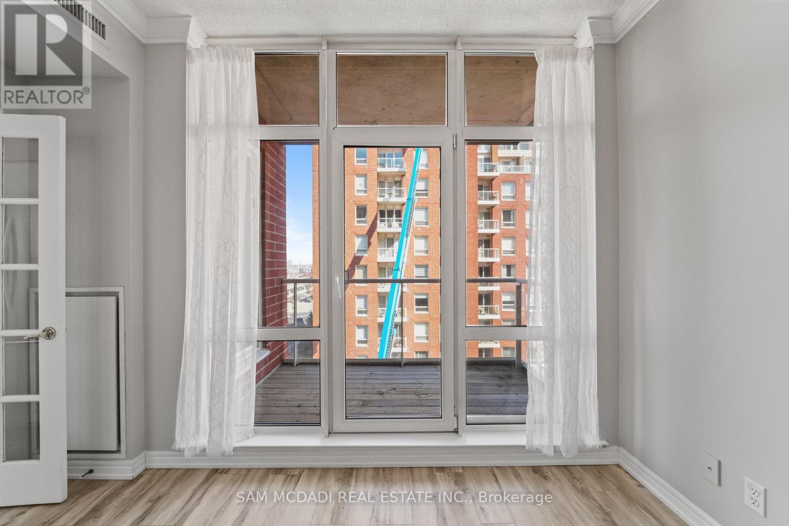 509 - 50 Old Mill Road, Oakville, Ontario  L6J 7W1 - Photo 13 - W12852222