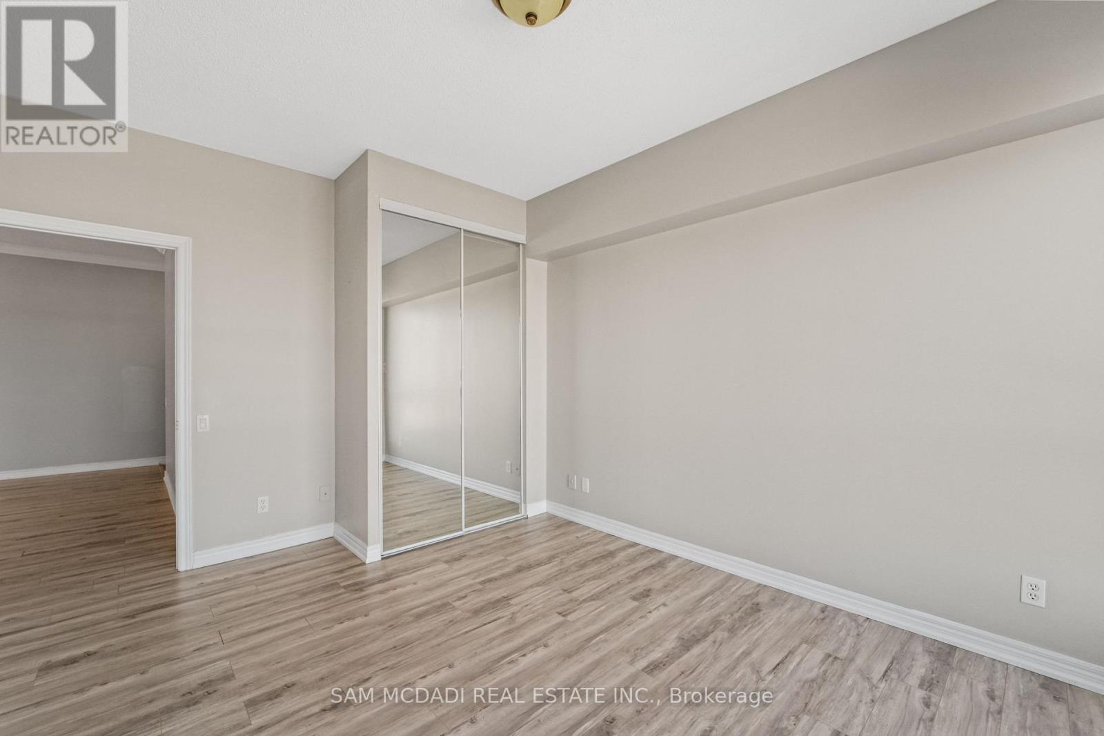 509 - 50 Old Mill Road, Oakville, Ontario  L6J 7W1 - Photo 22 - W12852222