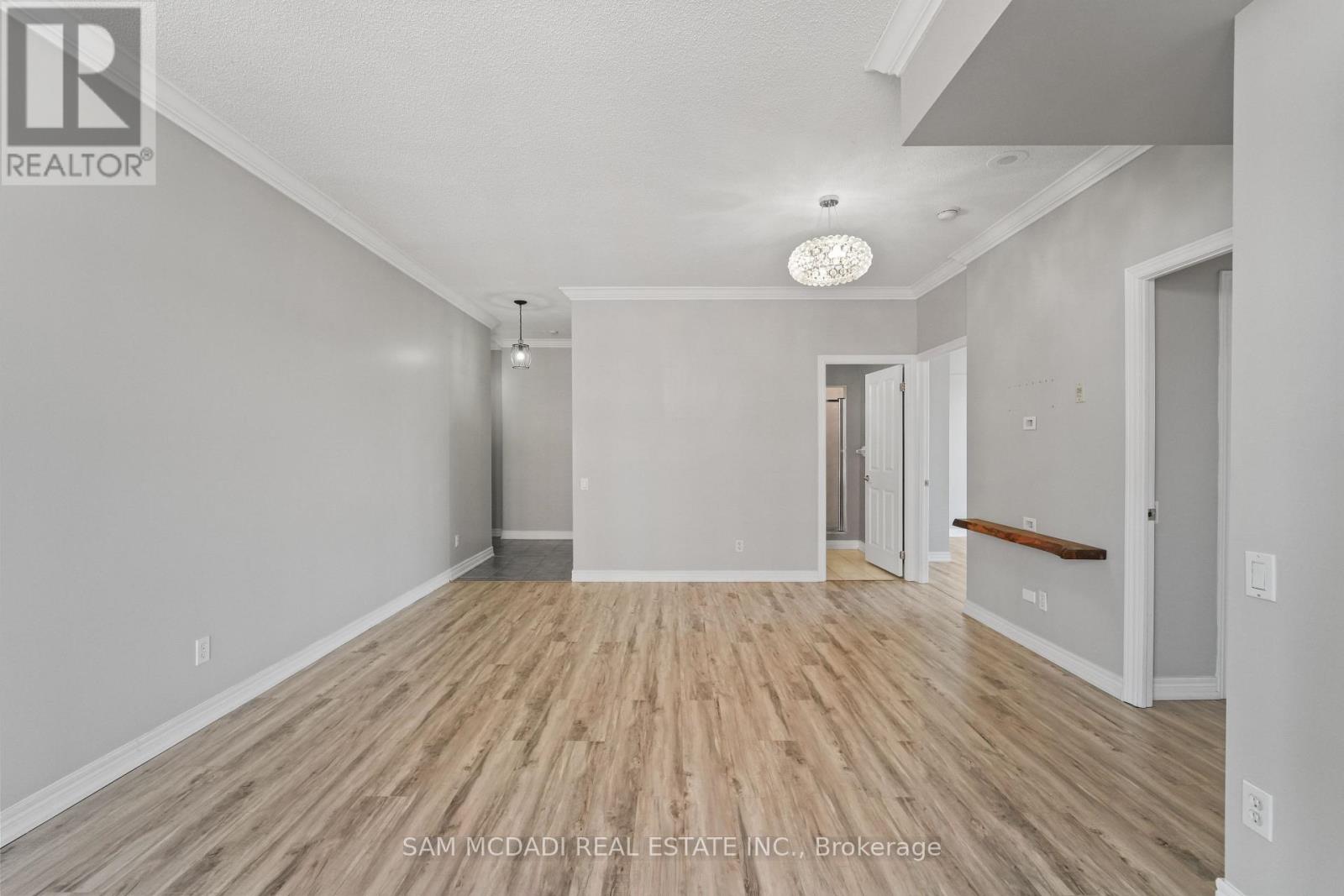 509 - 50 Old Mill Road, Oakville, Ontario  L6J 7W1 - Photo 6 - W12852222