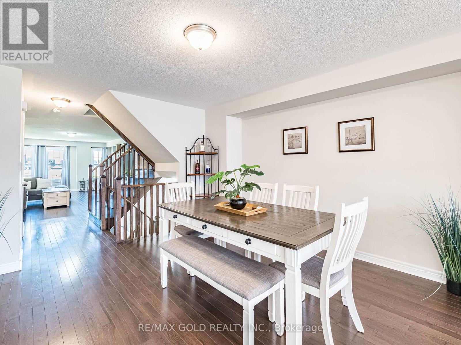 19 Sudeley Lane, Brampton (Northwest Brampton), Ontario  L7A 4Z7 - Photo 12 - W12852232