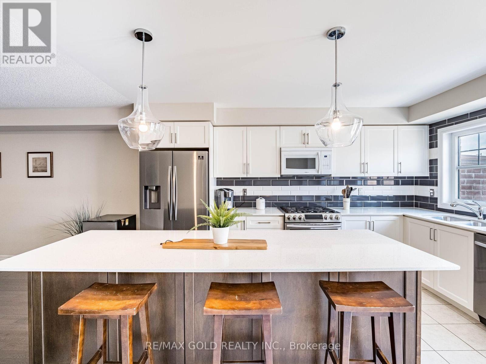 19 Sudeley Lane, Brampton (Northwest Brampton), Ontario  L7A 4Z7 - Photo 14 - W12852232