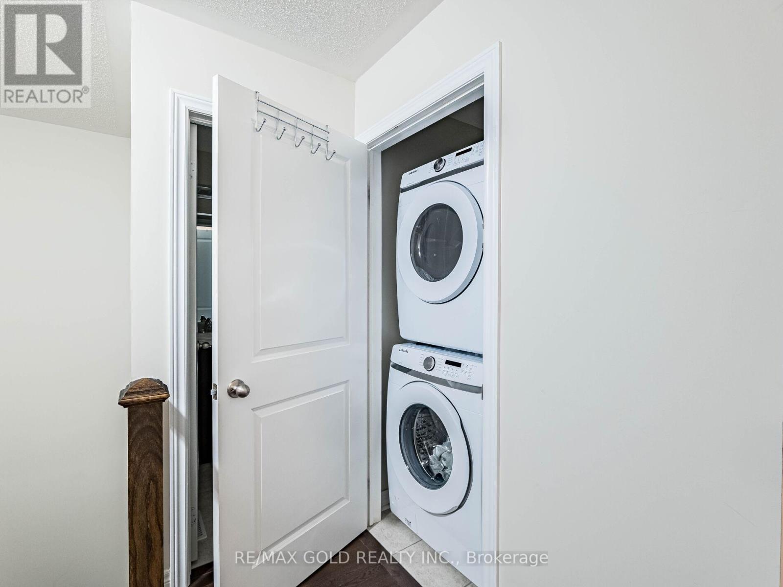 19 Sudeley Lane, Brampton (Northwest Brampton), Ontario  L7A 4Z7 - Photo 26 - W12852232