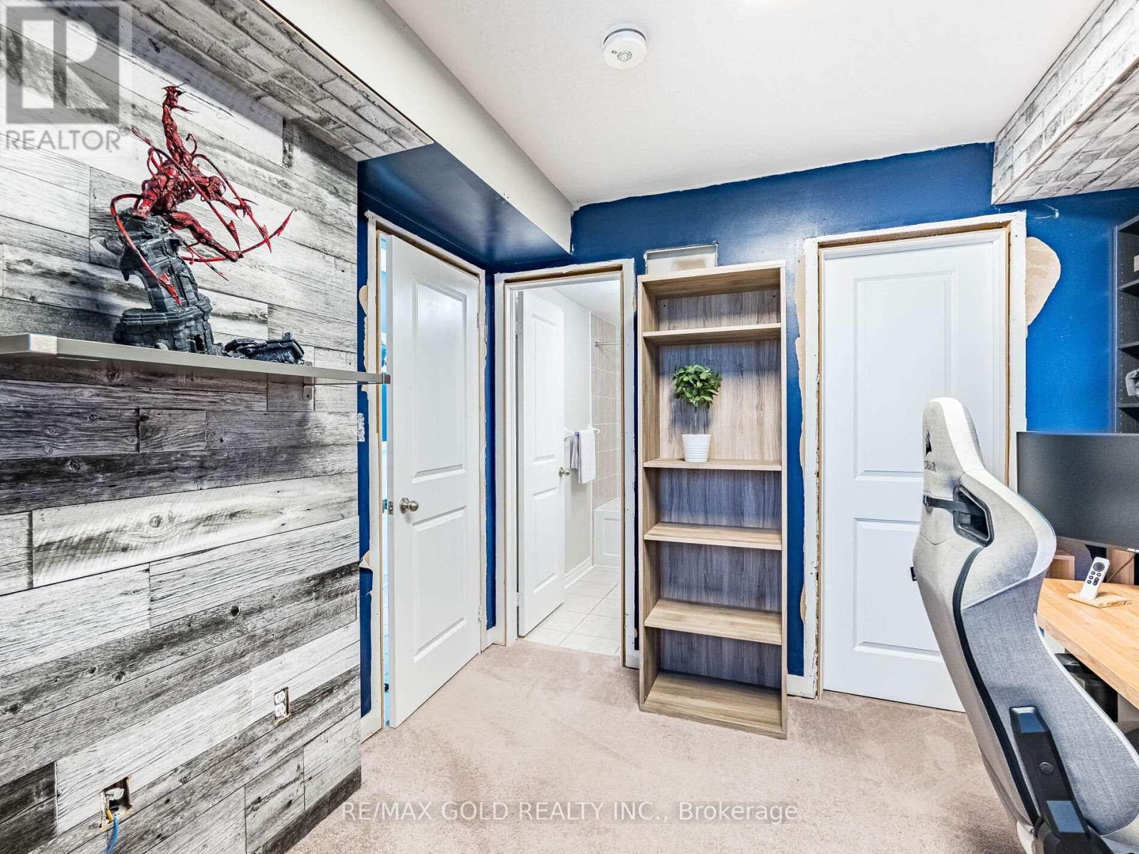 19 Sudeley Lane, Brampton (Northwest Brampton), Ontario  L7A 4Z7 - Photo 6 - W12852232