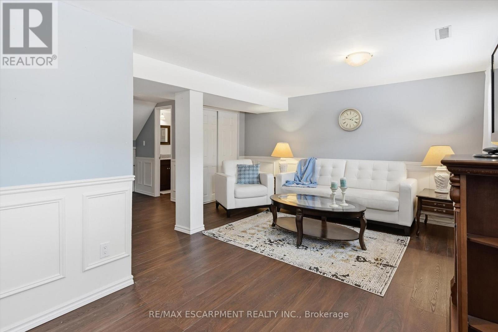 2223 Manchester Drive, Burlington (Brant Hills), Ontario  L7P 3W3 - Photo 39 - W12852236