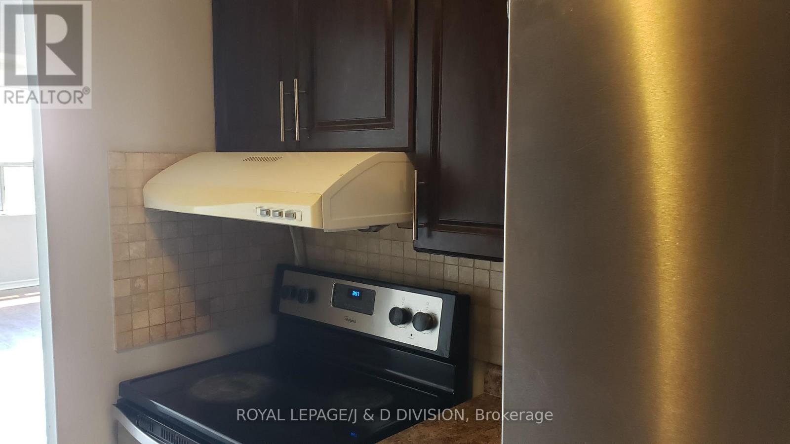 602 - 10 Tobermory Drive, Toronto (Black Creek), Ontario  M3N 2Y5 - Photo 17 - W12852244