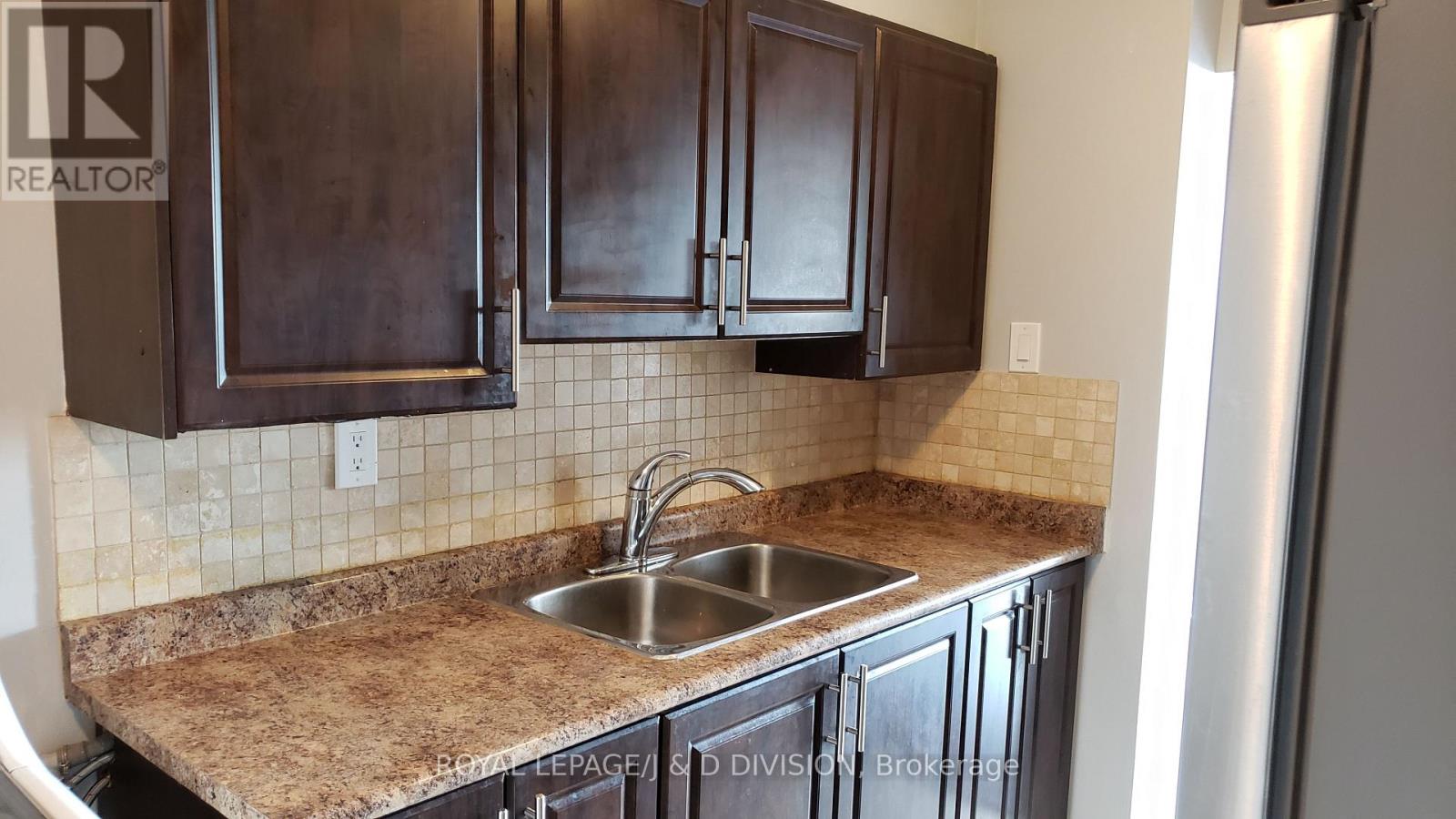 602 - 10 Tobermory Drive, Toronto (Black Creek), Ontario  M3N 2Y5 - Photo 18 - W12852244