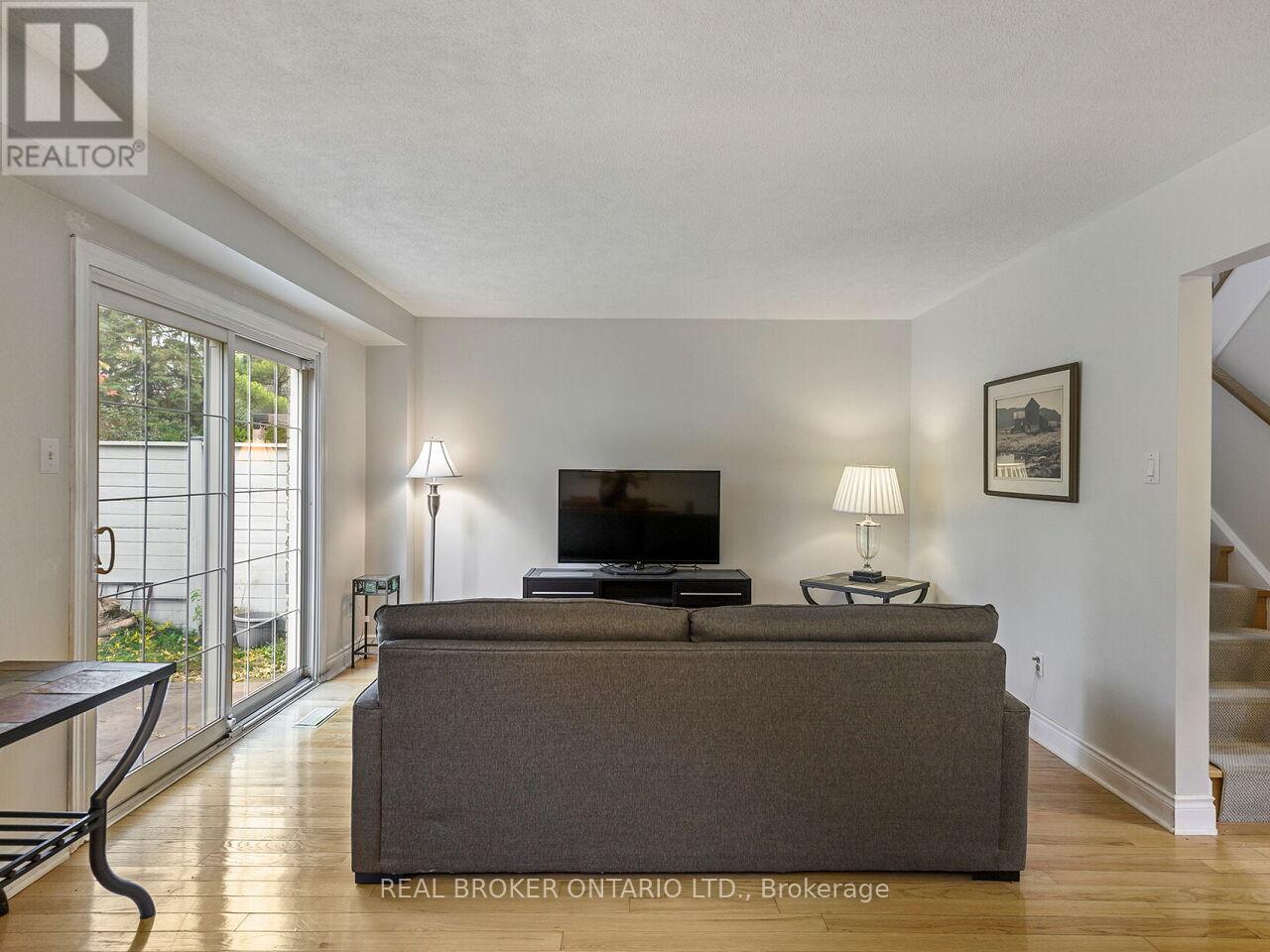 7223 Bendigo Circle, Mississauga (Meadowvale), Ontario  L5N 1Z4 - Photo 15 - W12852254