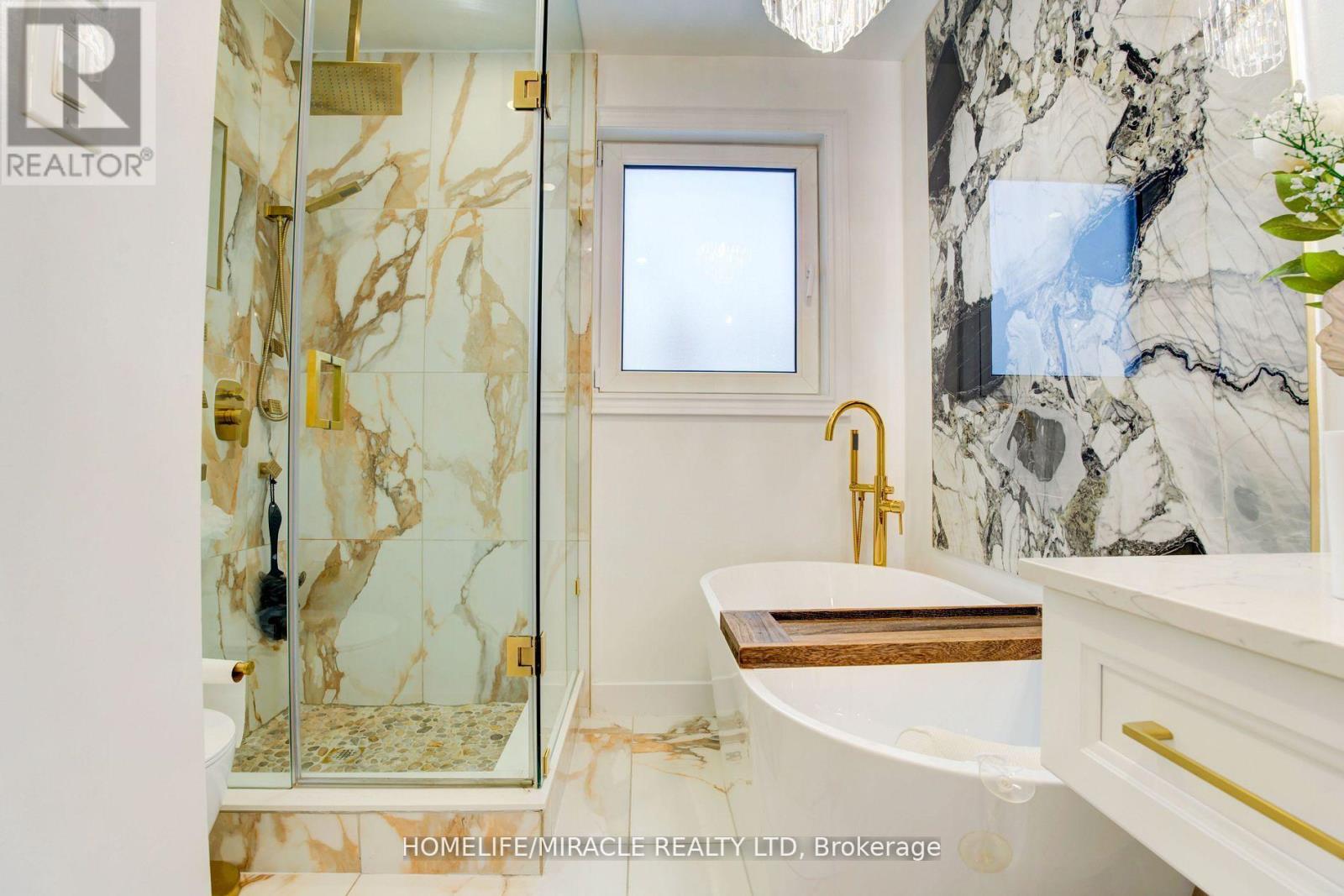 6 Rima Court, Toronto (Eringate-Centennial-West Deane), Ontario  M9C 4C8 - Photo 22 - W12852258